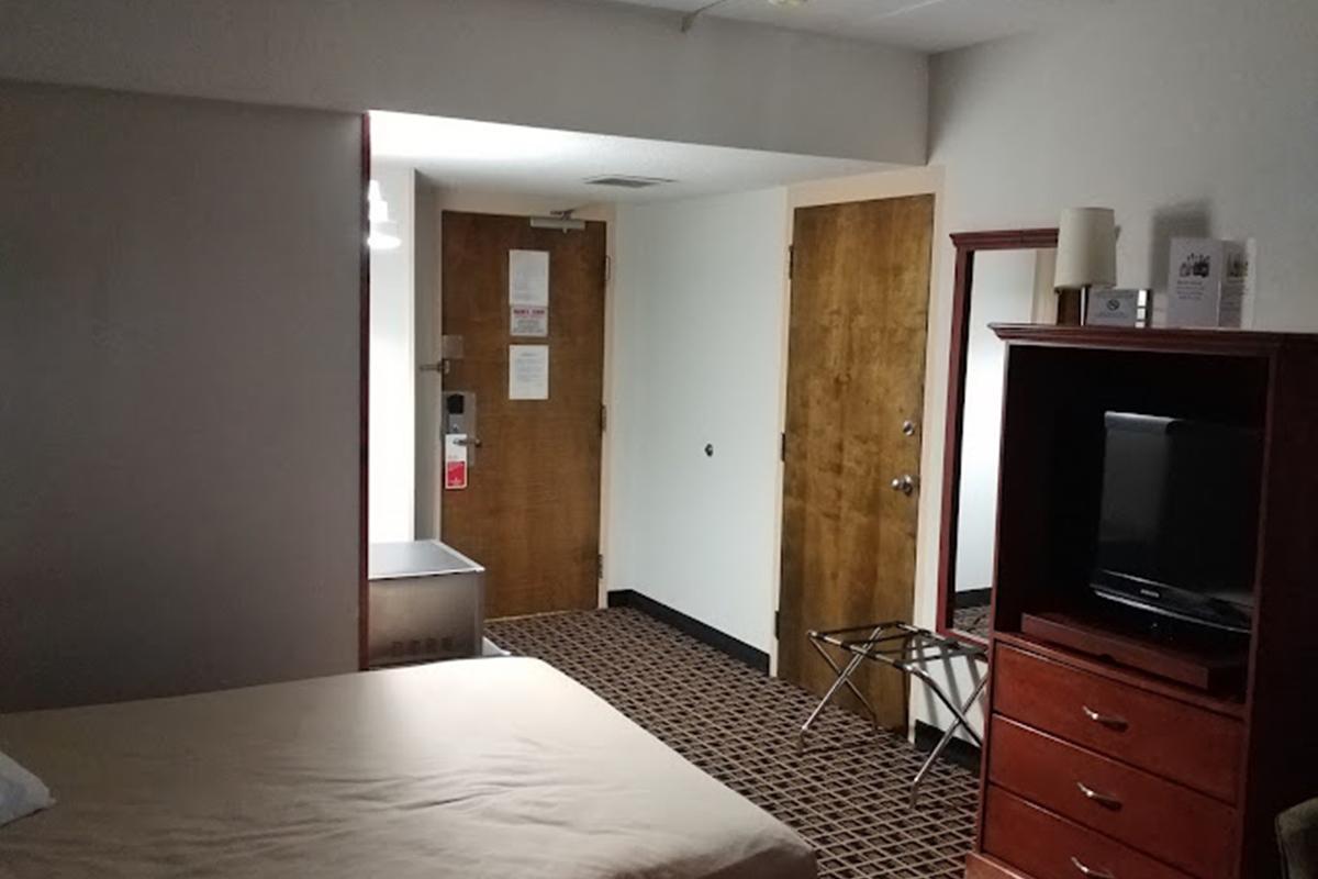 Hotel Ramada By Wyndham Yorkton Zewnętrze zdjęcie